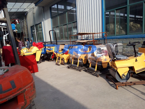 福瑞得機(jī)械座駕壓路機(jī)，手扶壓路機(jī)，小型灌縫機(jī)，井蓋切割機(jī)及時(shí)發(fā)貨