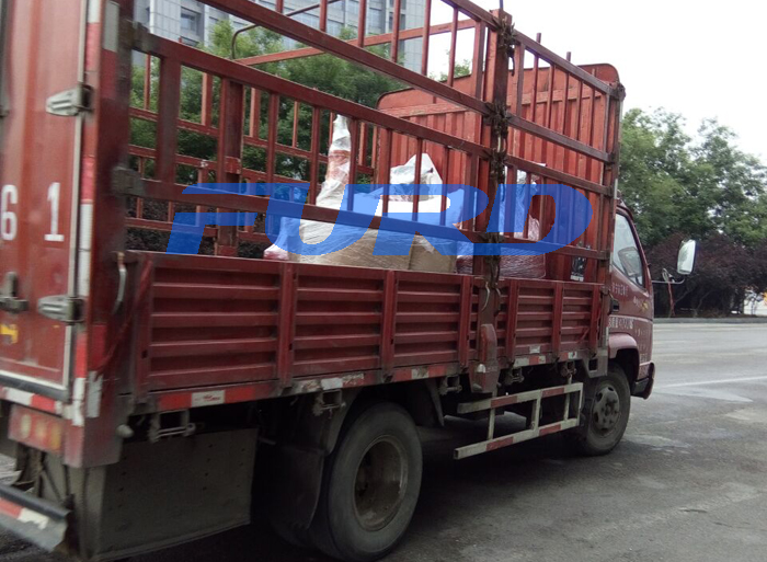 福瑞得機械手扶壓路機、二次結(jié)構(gòu)澆筑機及時發(fā)貨